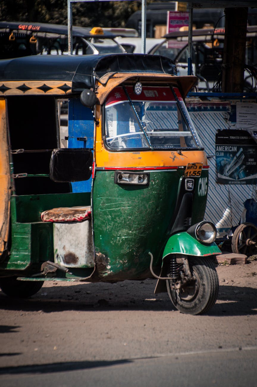 Benefits of Lithium Batteries for E-Rickshaws in India